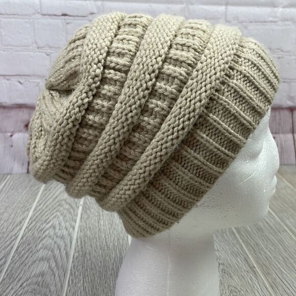 CC. Slouchy Knit Oversized Beanie. OSFA. Tan - Picture 4 of 5